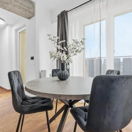 דירה Lam Concrete Ac - Balcony *