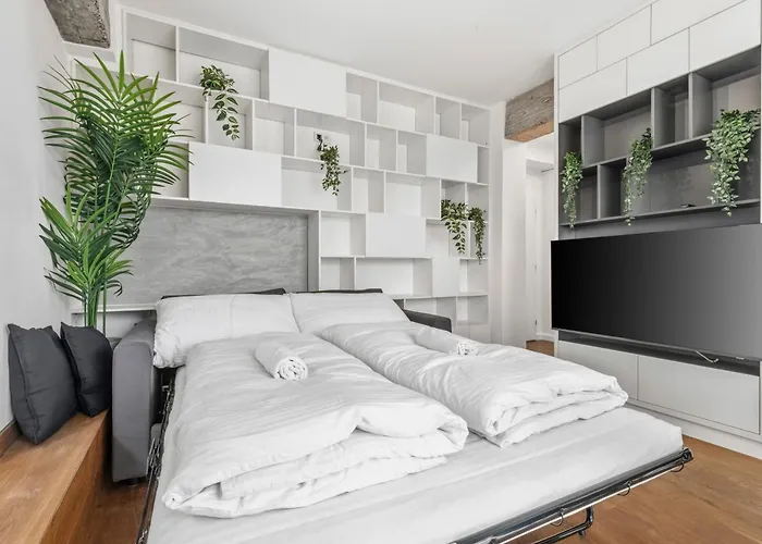 Lam Concrete Ac - Balcony Apartment Bratislava